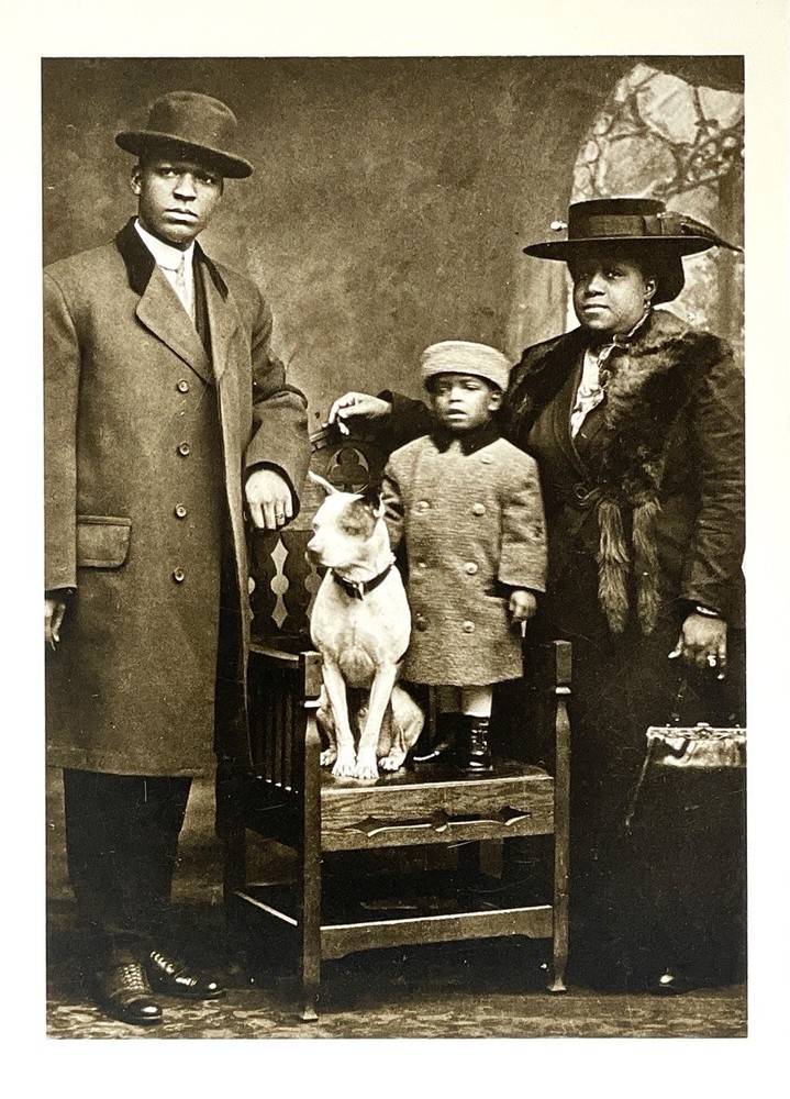 Harlem Family – 1920’s Fischl & Hartman Vintage Art Photo Print Card