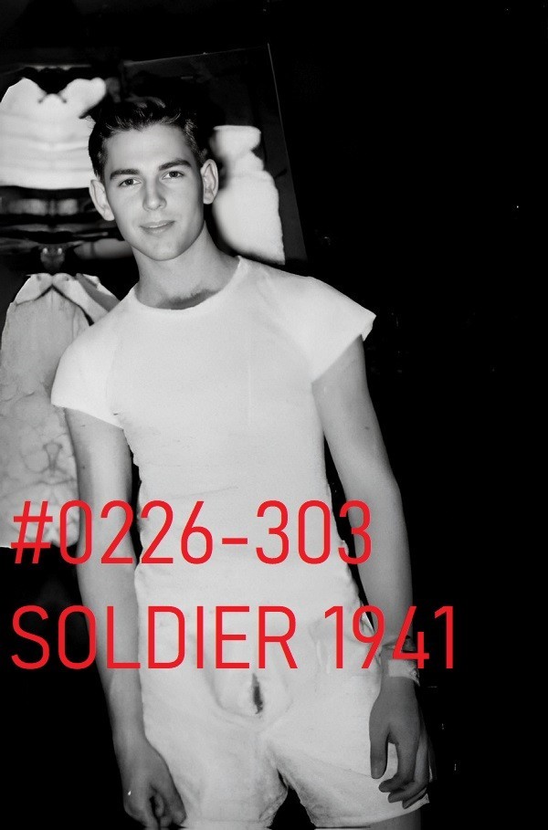 VINTAGE MALE PORTRAIT #0226-330 -soldiers series -1941 -freeShipping in the usa