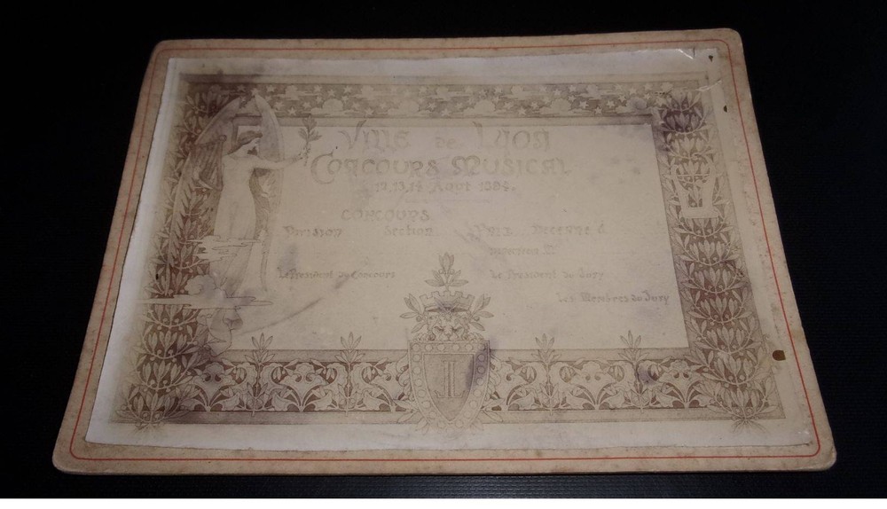 Photography On Cardboard. 2MOI10416.1900 Approximately.Lyon Music Contest.18 X