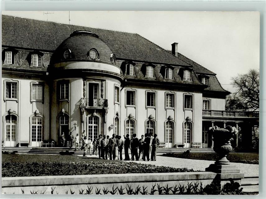 10462250 – 1000 Tegel Borsig Villa