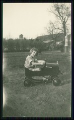 11 x old photo – leisure activities of wealthy bourgeoisie of the Belle Époque and much more.