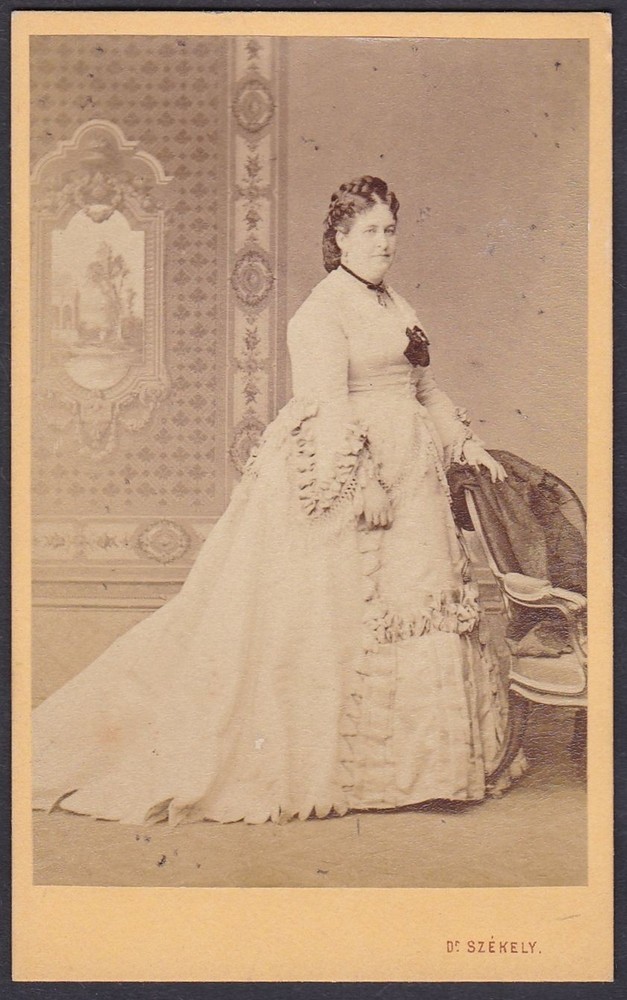 Marie Straßmann Actress Vienna Berlin Portrait CDV Photo Szekely 1870