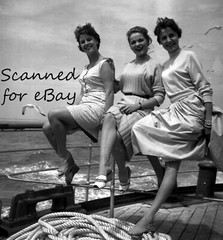 LEGGY BUSTY MODELS ON A SHIP GLAMOUR CHEESECAKE FASHION – 6 NEGATIVES 1950s