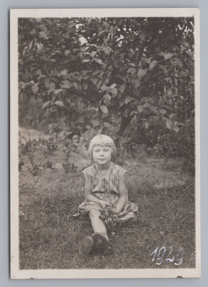 Girl Portrait 1929 – Vintage Photo 1920s