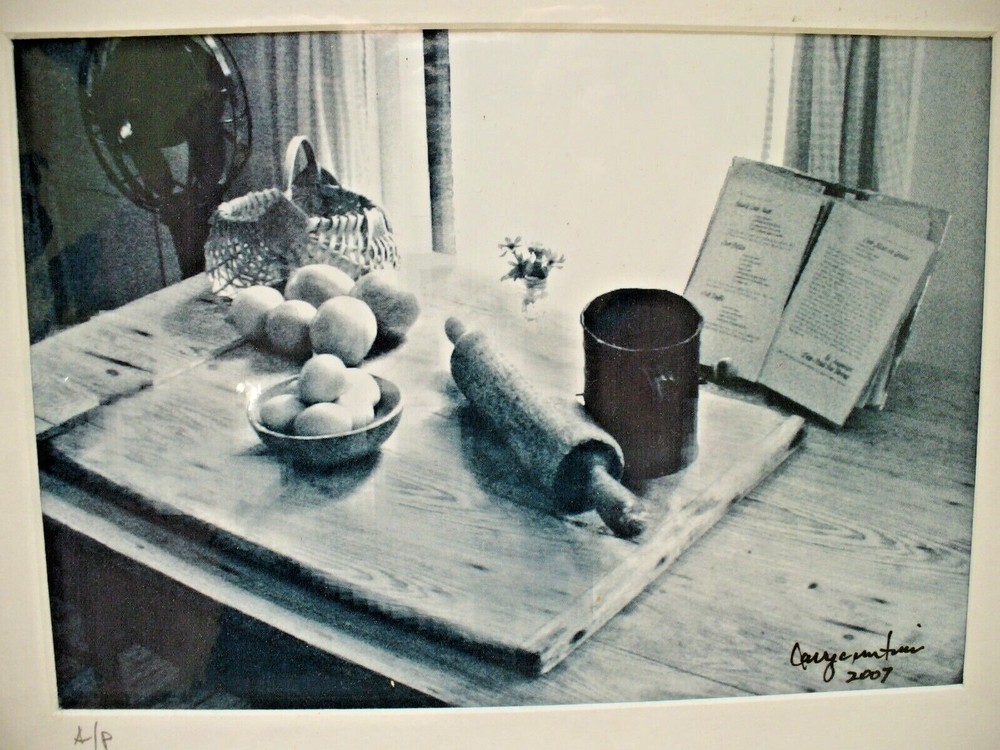 MATTED PHOTOGRAPHY The Cutting Board @MKR Farm by Larry Santucci 14×11 B&W A/P