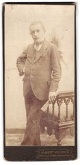 Photograph Albert Wegner, Berlin-SW, Belle Alliance Platz 9, portrait of young He