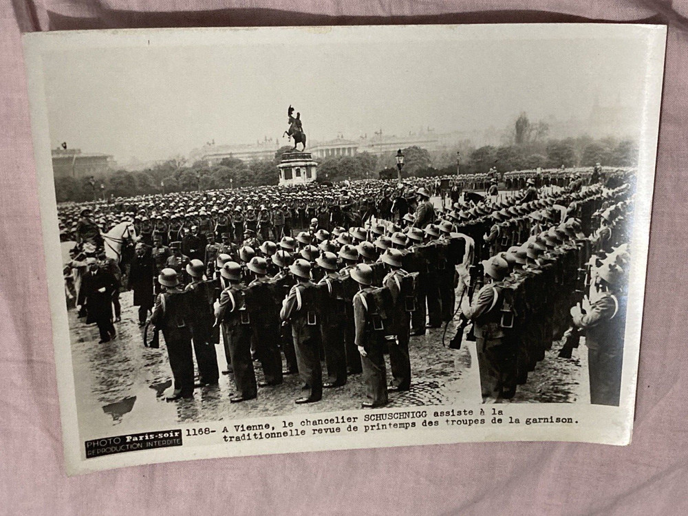 Original Photo Vienna Vienna Chancellor Schuschnigg Defile Garnison Year 30