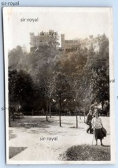 People in Front of Hohenschwangau Castle – 1930s – Photo 5x8cm