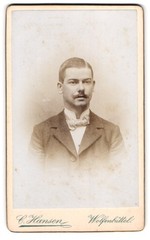 Photograph Carl Hansen, Wolfenbüttel, Rosenwall and Neuestrasse 35, portrait ele