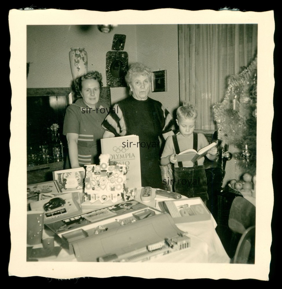 Christmas 1950s Gifts Tip Kick Football Game Gingerbread House – Photo 6x6cm