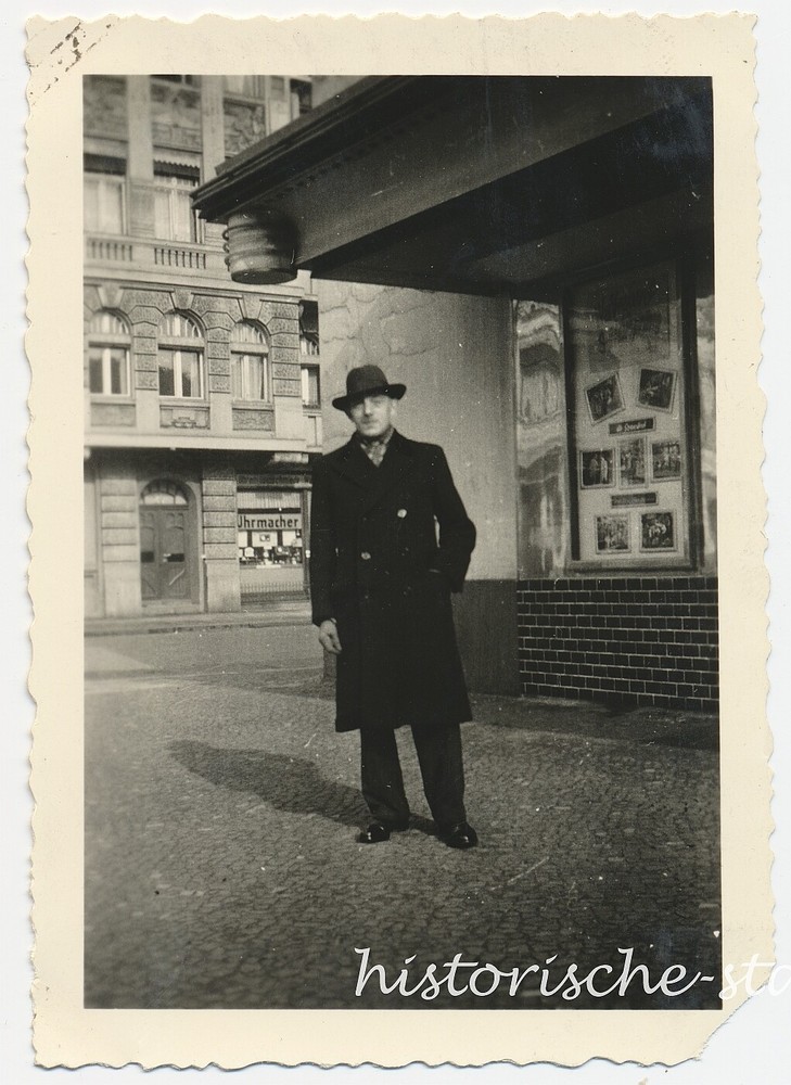 Vor dem Kino – Filme Werbung Uhrmacher Stadt – LOT 3x Altes Foto 1930er 1940er