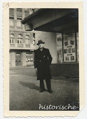 Vor dem Kino – Filme Werbung Uhrmacher Stadt – LOT 3x Altes Foto 1930er 1940er