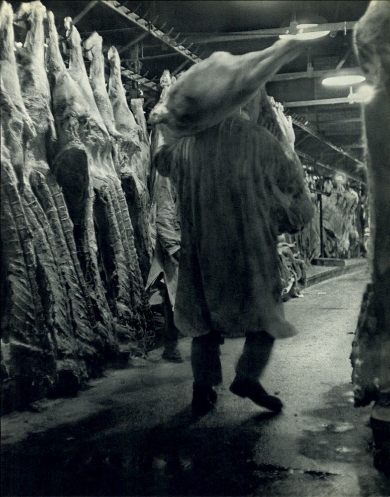 1955 ROBERT DOISNEAU Paris Food Market Les Halle’s Beef Sides Art Photo Gravure