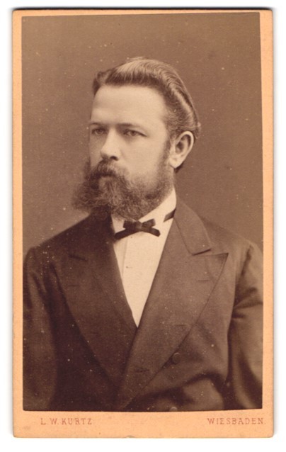 Photograph L. W. Kurtz, Wiesbaden, Man in Suit with Bow Tie and Full Beard, 1877