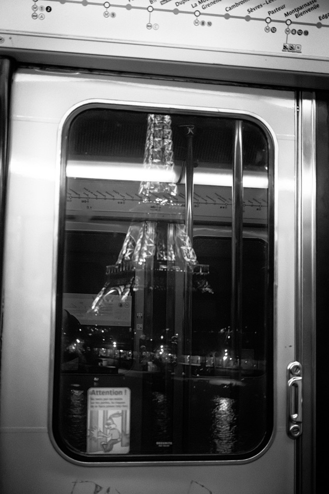 Fine Art Photography – 4×6, 8×12, or 13×19 – Paris, France Street Photography