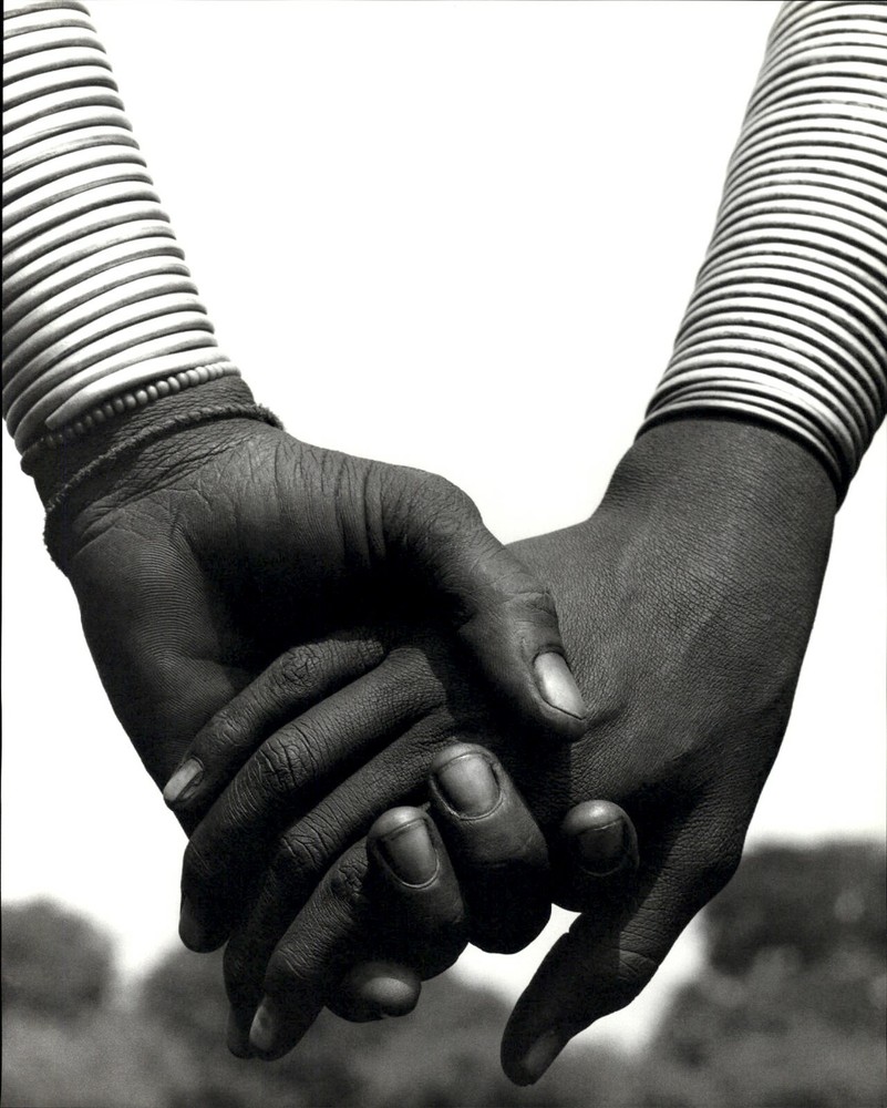 1996 Herb Ritts Native Africans Bracelets Holding Hands Art Photo Engraving
