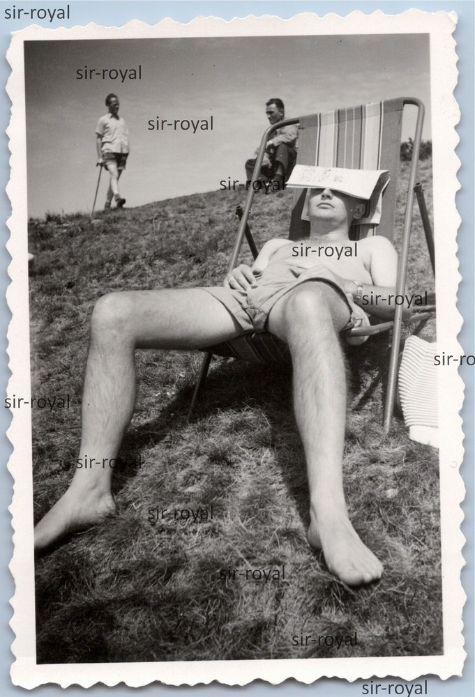 Man Sunbathing on Recliner Chair with Newspaper as Sunscreen – 1950s Photo 6x9cm