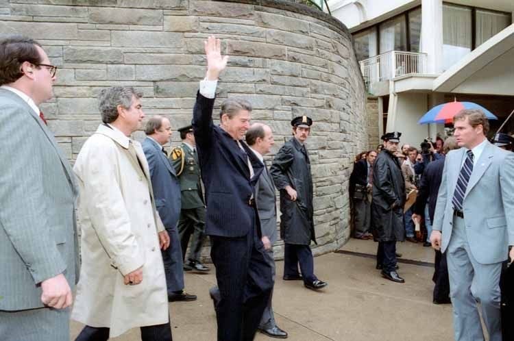 Ronald Reagan 8×10 Photo President Reagan Portrait Vintage White House 40th USA