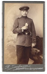 Photograph R. Sandmann, Mülheim a. d. Ruhr, Eppinghoferstr 80, portrait of young