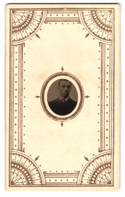 Photograph Ferrotype Young Man in Suit, Tintype