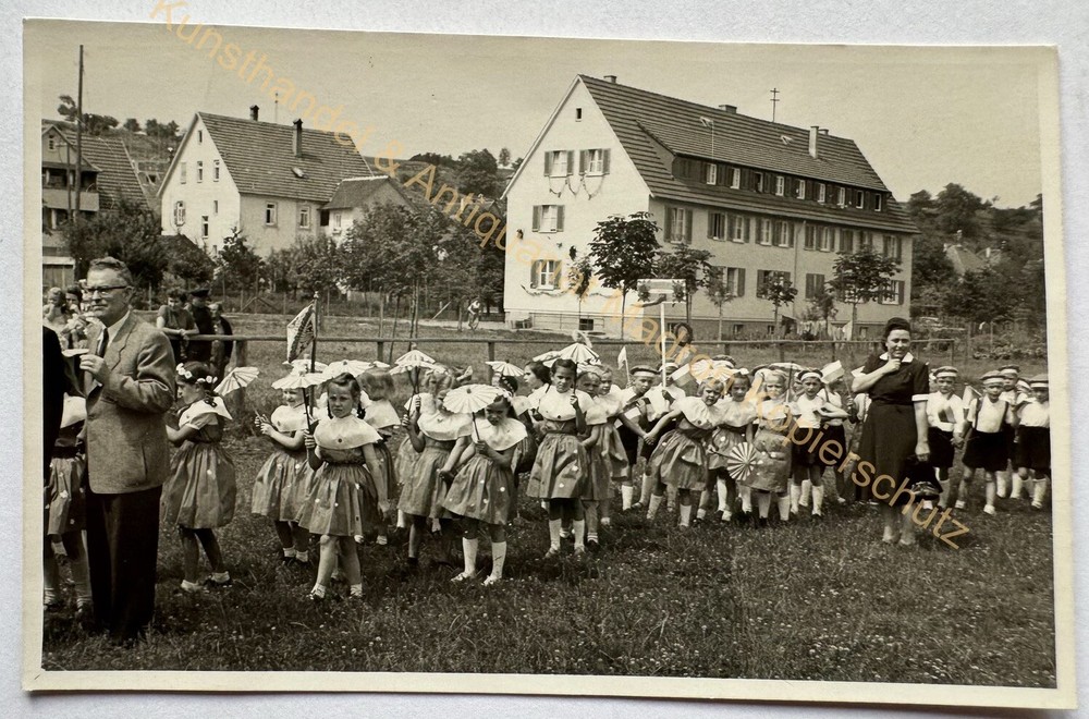 orig. Photo postcard photography child children around 1930 children moving