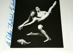 JOFFREY BALLET SIGNED 8×10 PRESS PHOTO ELIZABETH PARKINSON DANCE BALLERINA VTG