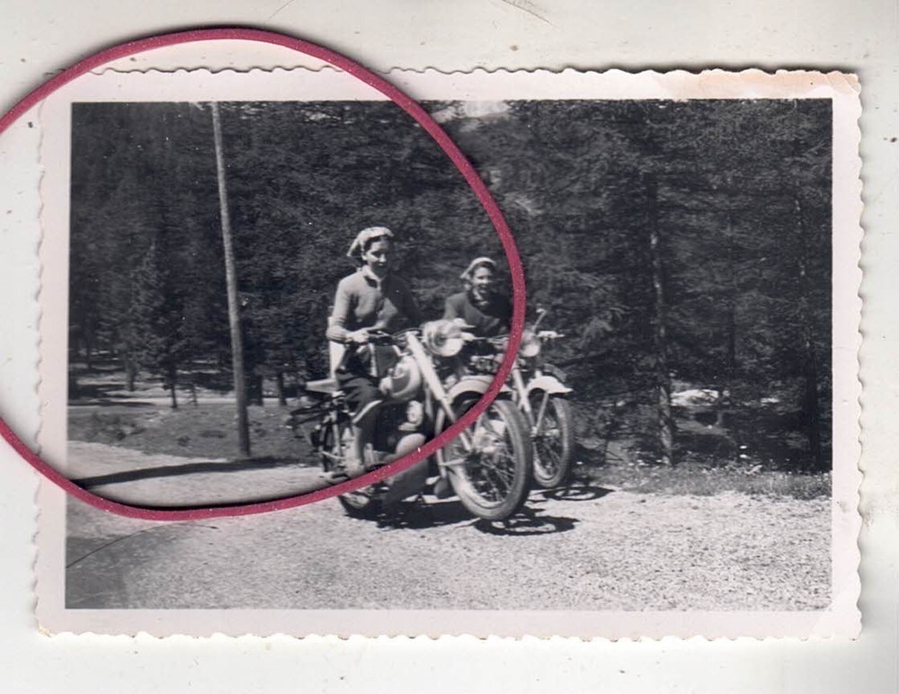 PHOTO PHOTO CAR AUTOMOBILES OLD MOTORCYCLE