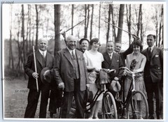 Women with Bicycle 1929 at Men’s Lot – 1920s – Photo 11x8cm