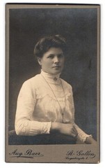 Photograph Aug. Baer, St. Gallen, Singenbergstr. 1, Portrait of a Young Woman