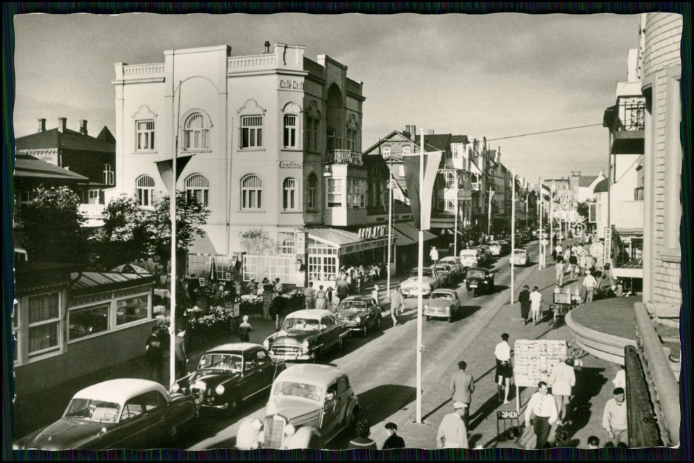 12x Photo and Postcard – Sylt Friedrichstraße in Westerland Promenade including Photo Sylt
