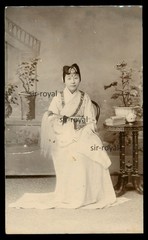 Woman Ling Pau in portrait – probably Tsingtao Kiautschou China – photo 9x14cm