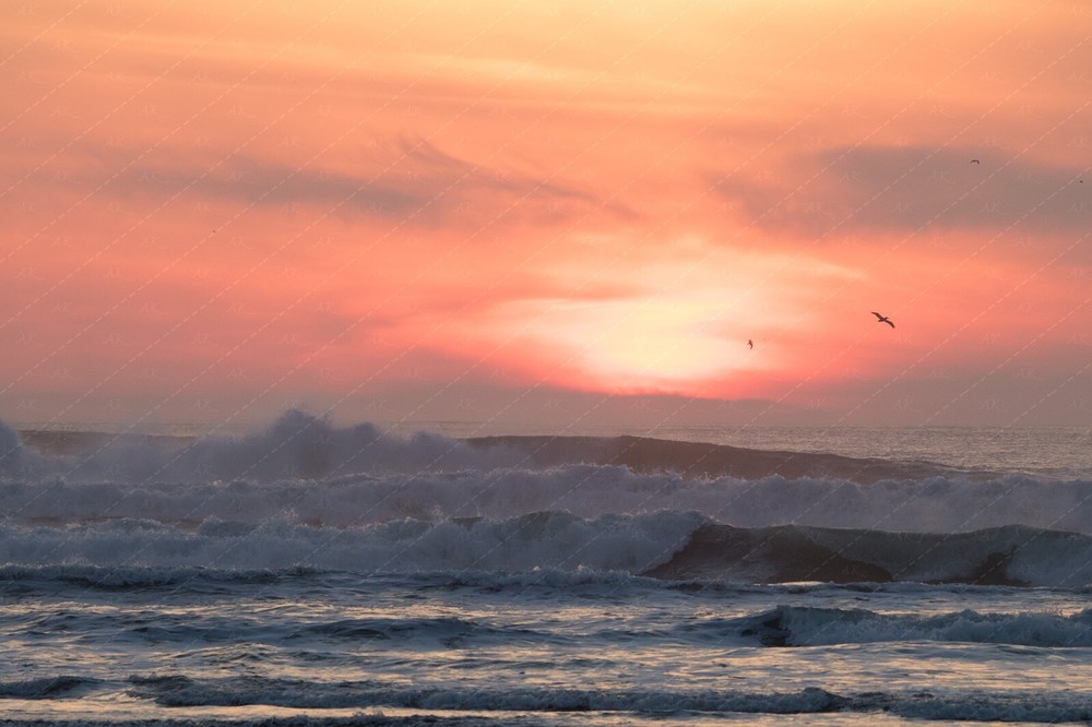 Digital Image Picture Photo Wallpaper: Ocean Beach Waves at Sunset