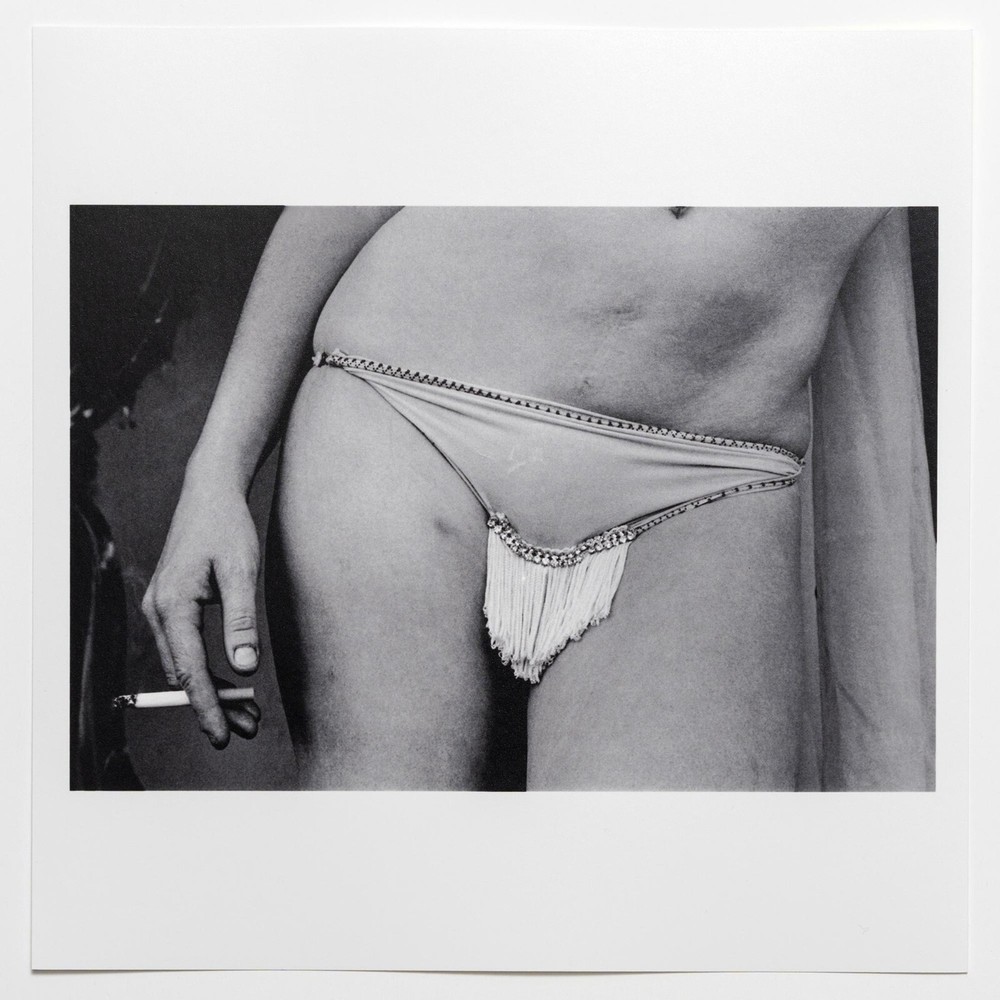 SIGNED Susan Meiselas Print – Carnival Strippers. 1974 – Rare Iconic Photo 6×6″