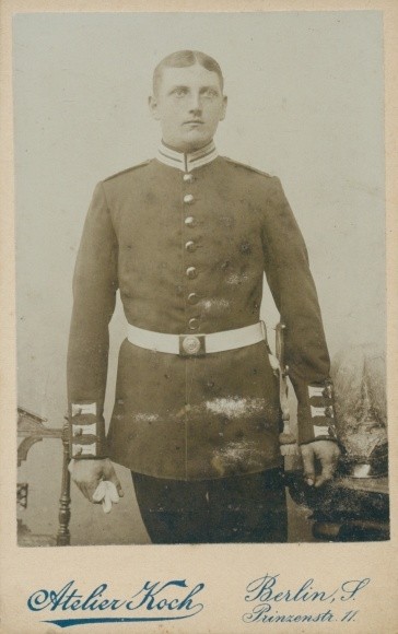 CdV Atelier Koch Berlin, German Soldier in Uniform, Officer – 10359923
