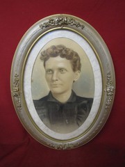 Beautiful Oval Framed Antique Portrait of a Woman