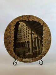 Original Cuban Art and Crafts on Old Recycled Record Disc.Title «Hotel Nacional»