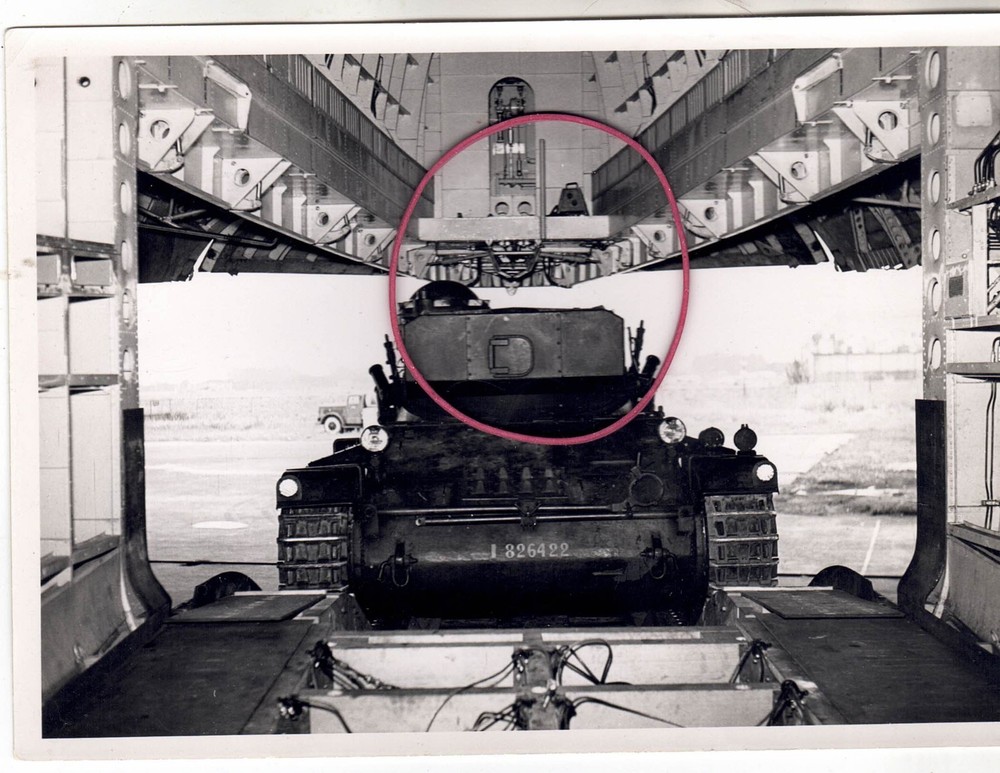 PHOTO PHOTO FRENCH TANK MANEUVER IN CAP ST JACQUES SOUTH VIETNAM INDOCHINA