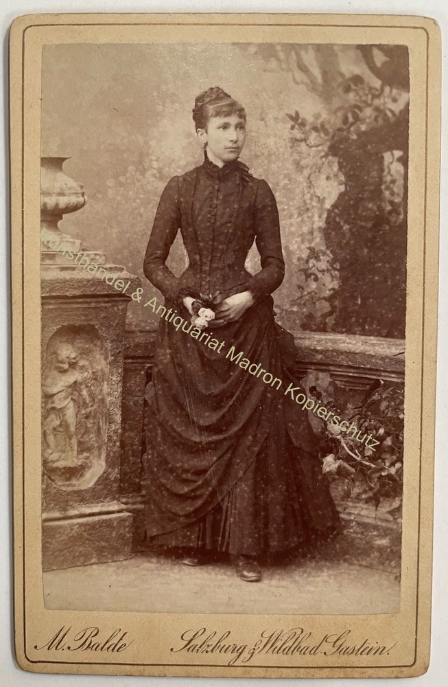 orig. CDV photo photograph old picture woman lady fashion around 1885 Max Balde Salzburg