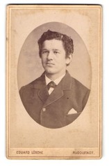 Photography Eduard Lösche, Rudolstadt, Mauerstr. 454, Young Man in Black A