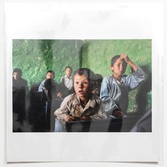 SIGNED STEVE MCCURRY Print – Magnum Square Print from April 2020 – 6 x 6″