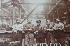Old photo – group of boys, apprentices??? machine fitter?? 1910-20 ?