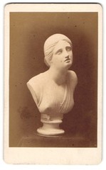 2 Photograph Busts Niobe Mother and Niobe Daughter, Collection de Sculptures