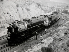UNION PACIFIC 9000 Locomotive 8×10 Photograph Vtg 50s Railway Railroad APPROACH