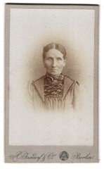 Photograph A. Jandorf & Co., Berlin, Brunnenstr. 19-21, Portrait Pretty Lady m