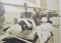 HERITAGE priv. Photo of old time! cosy cruise on deck sailing ship music