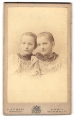 Photograph H. Axtmann, Plauen, Bahnhofstr. 27, Two cute young sisters in he