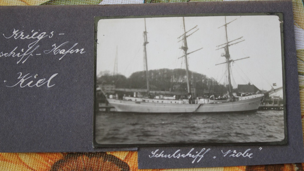 Photo warship port Kiel training ship SMS Niobe sailing ship 1927 Navy IK