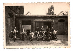 Photo Men Group Old Motorcycles Scooters Vintage Motorcycle Vintage