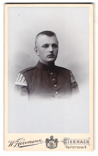 Photograph W. Herrmann, Eisenach, Kalrstr. 6, Portrait Musicians in Uniform Rgt.