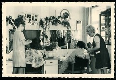 Meuselwitz – Hairdressing Salon and Hairdressing – 1950s 1960s GDR – Photo 11x7cm